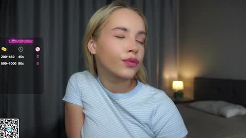 Amelia online show from 12-27-24, 01:11