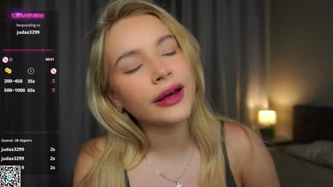 Amelia online show from 01-08-25, 01:11