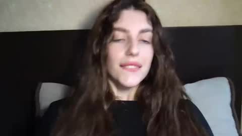 Snapshot of lipsylolly chatting on 02-25-26, 08:57 lipsylolly online show from 02-25-26, 08:57