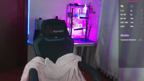 lirara online show from 11-30-25, 10:52