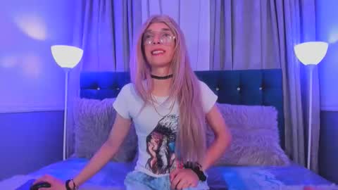 Lis  online show from 02-03-26, 03:48