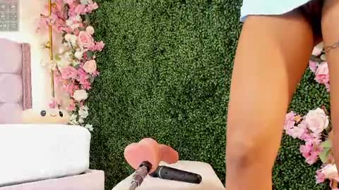 lis_vega_ online show from 07-19-26, 07:39