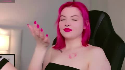 lissi online show from 02-07-25, 09:26