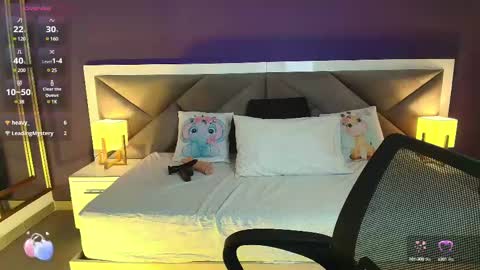 Lisa online show from 02-25-25, 02:22