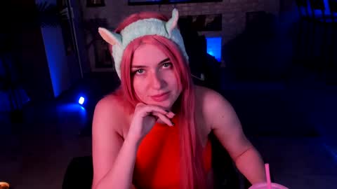 Snapshot of lisa_elfy chatting on 02-14-25, 05:19 lisa_elfy online show from 02-14-25, 05:19