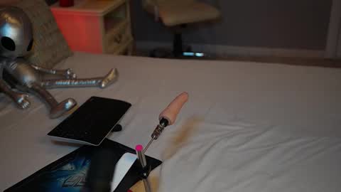 Snapshot of lisa_elfy chatting on 10-27-25, 04:55 lisa_elfy online show from 10-27-25, 04:55