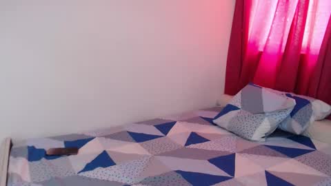 Snapshot of lisa_g07 chatting on 10-01-25, 02:56 Lisa Santos online show from 10-01-25, 02:56