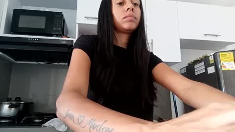 Snapshot of lisa_g07 chatting on 10-17-25, 03:14 Lisa Santos online show from 10-17-25, 03:14