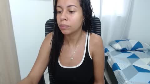 Snapshot of lisa_g07 chatting on 03-10-26, 02:33 Lisa Santos online show from 03-10-26, 02:33