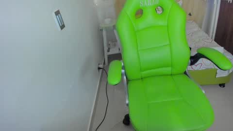 Lisa  online show from 01-03-25, 06:46