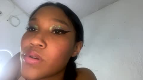 Lisa online show from 10-03-25, 05:04