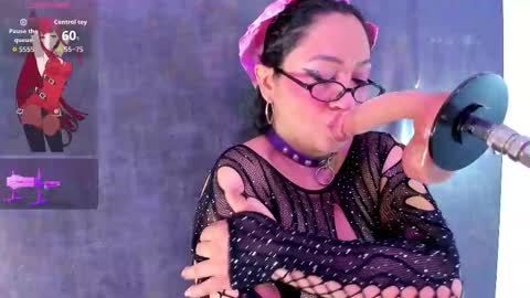 Lisa online show from 09-13-25, 02:11