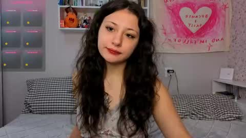 Lisa online show from 04-29-26, 08:29