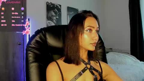 Snapshot of lisa_shultz chatting on 09-26-25, 11:36 Lisa online show from 09-26-25, 11:36