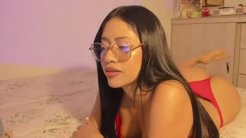 Lisa Thompson online show from 04-18-26, 01:20