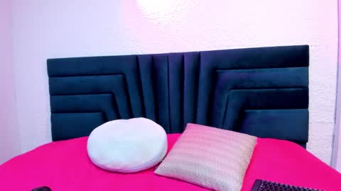 Snapshot of lisa_white_ chatting on 02-06-25, 09:17 lisa white online show from 02-06-25, 09:17