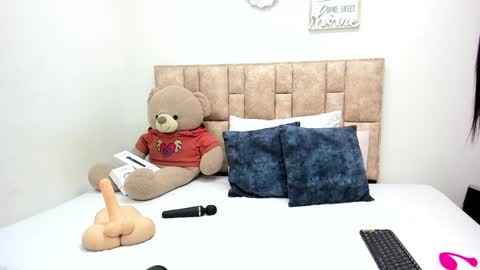 Snapshot of lisa_will chatting on 02-07-25, 03:08 lisa will online show from 02-07-25, 03:08