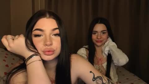 Lisa and Den online show from 12-04-25, 02:26