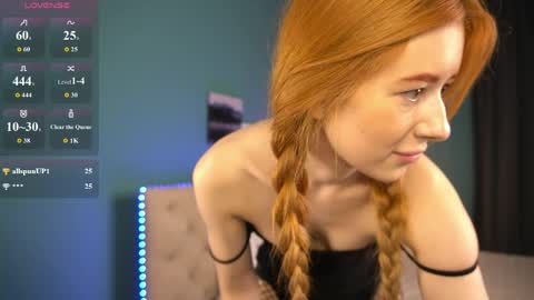 Lisa online show from 05-14-26, 01:45