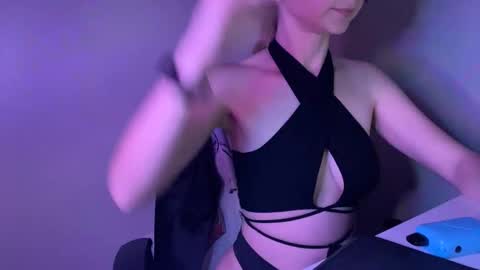 Lisa online show from 09-09-25, 05:34