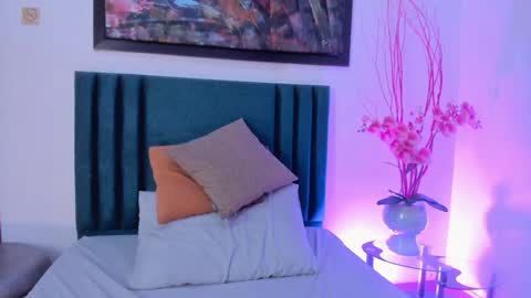 Snapshot of lisahadwiin chatting on 12-12-24, 11:47 LisaHadwiin online show from 12-12-24, 11:47