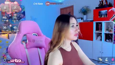   LISA   online show from 02-11-25, 06:33