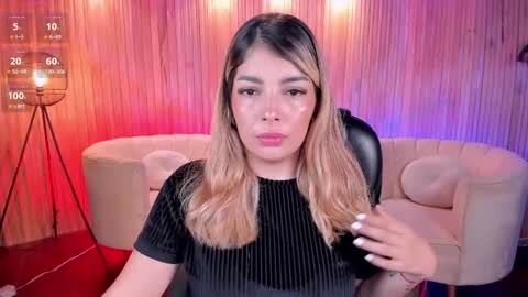 Snapshot of lisamonroe_ chatting on 02-09-25, 12:41 LISA MONROE online show from 02-09-25, 12:41