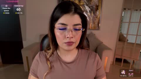 Snapshot of lisamonroe_ chatting on 12-13-25, 08:04 LISA MONROE online show from 12-13-25, 08:04