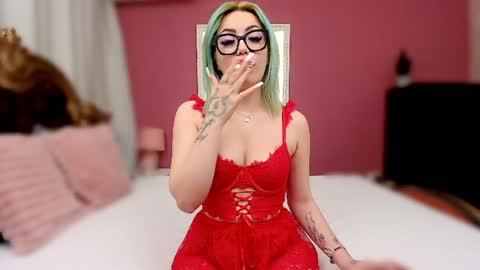 Snapshot of lisaraee chatting on 01-24-25, 06:14 Lisa online show from 01-24-25, 06:14