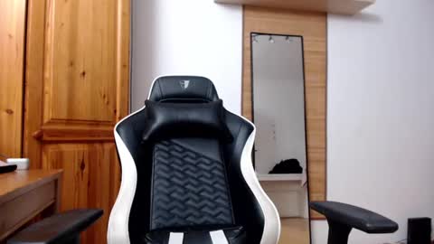 Lisaskybaby online show from 01-25-25, 07:07