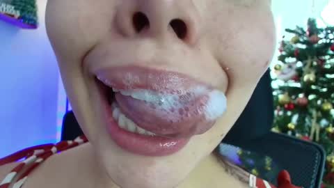 Lisbet online show from 12-29-24, 06:49