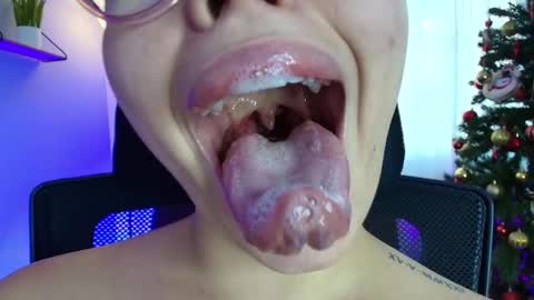 Lisbet online show from 01-16-25, 10:02