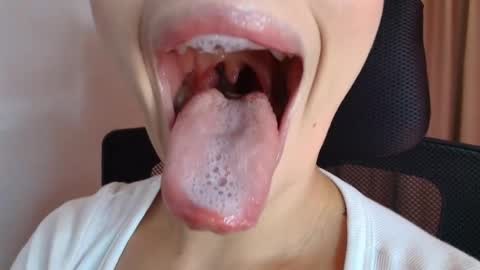 Lisbet online show from 03-12-26, 10:16