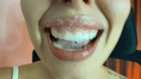 Lisbet online show from 04-21-26, 10:23