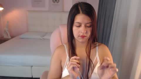 Snapshot of liss_black chatting on 01-10-25, 06:38 Andrea online show from 01-10-25, 06:38