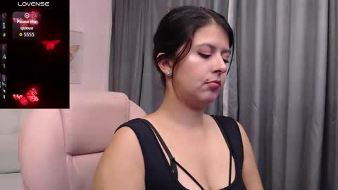 Snapshot of liss_black chatting on 09-29-25, 03:11 Andrea online show from 09-29-25, 03:11
