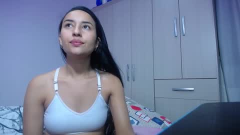 Snapshot of lissa2021 chatting on 12-18-24, 01:15 Lisa online show from 12-18-24, 01:15