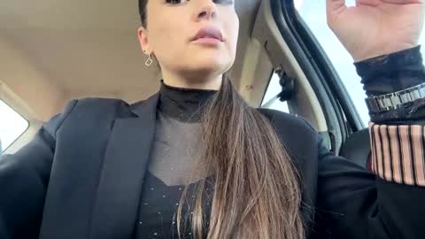 Lissa online show from 03-12-26, 12:11