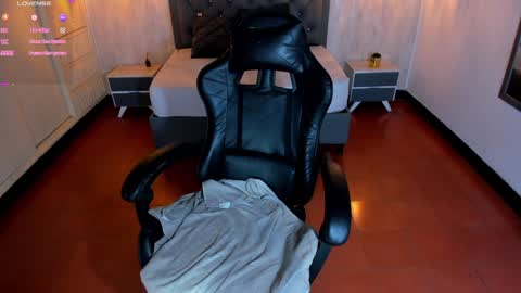 L I S S A  online show from 12-10-24, 09:33