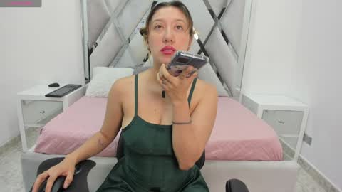 Lissa Kim online show from 12-20-24, 12:38