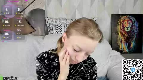 Snapshot of lissa_kitsune chatting on 10-04-25, 08:12 Lissa online show from 10-04-25, 08:12