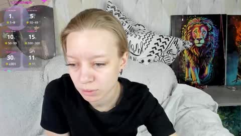 Snapshot of lissa_kitsune chatting on 10-15-25, 09:20 Lissa online show from 10-15-25, 09:20