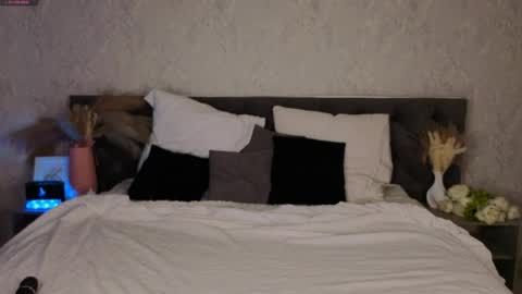 Snapshot of lissa_kitsune chatting on 05-01-26, 01:10 Lissa online show from 05-01-26, 01:10