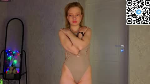 Snapshot of lissa_kitsune chatting on 05-16-26, 02:30 Lissa online show from 05-16-26, 02:30
