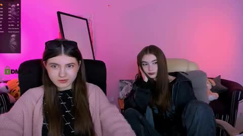 lissa_night online show from 10-19-25, 08:37