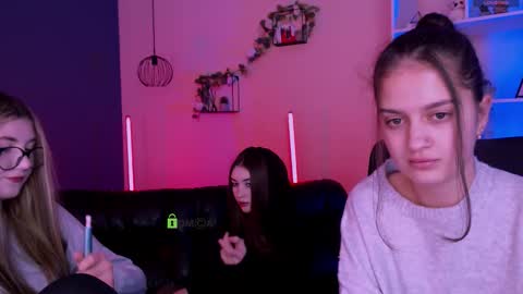 lissa_night online show from 03-25-26, 08:37