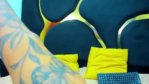 Snapshot of lissandjohnson chatting on 10-11-25, 05:17 LISSA JHONS online show from 10-11-25, 05:17