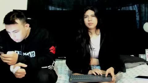 Natalia and alejandro online show from 10-11-25, 11:42