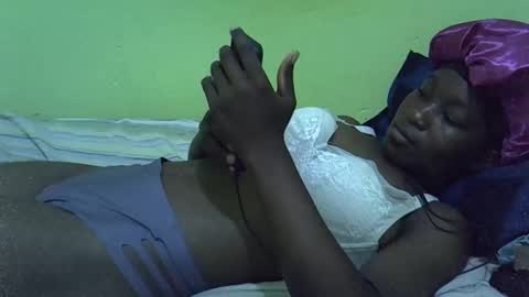 Snapshot of lisssa01 chatting on 09-22-25, 06:10 lisssa01 online show from 09-22-25, 06:10