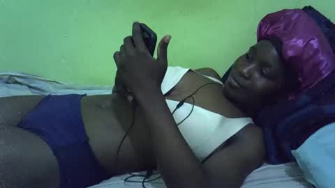 Snapshot of lisssa01 chatting on 09-28-25, 05:07 lisssa01 online show from 09-28-25, 05:07